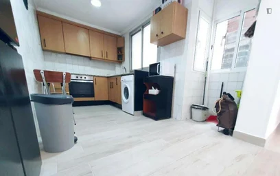 Quarto privado em C/ de la Reina, imagem 8 de 29