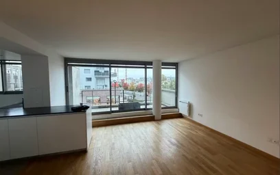 Private room at Boulevard du Colonel Fabien, image 7 of 10