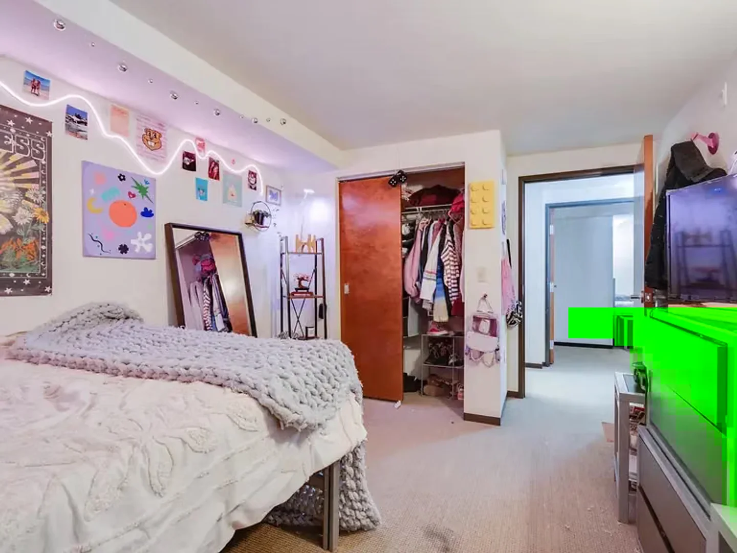 Quarto amigo do estudante em com comodidades modernas
