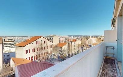 Habitación privada en 13 Rue du S et du Père Louis Thérobe, 13003 Marseille, France, imagen 6 de 16