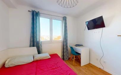 Habitación privada en 13 Rue du S et du Père Louis Thérobe, 13003 Marseille, France, imagen 2 de 16
