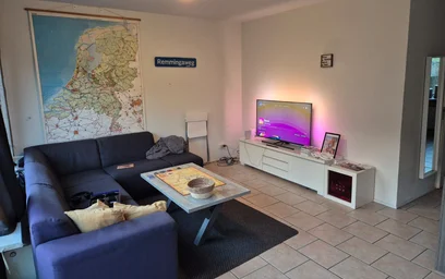 Private room at Gerben Colmjonwei, image 4 of 9