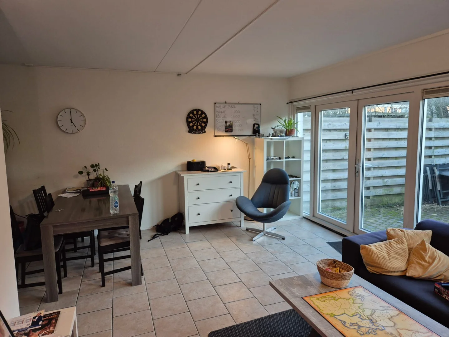 Economical student room with convenient location in 