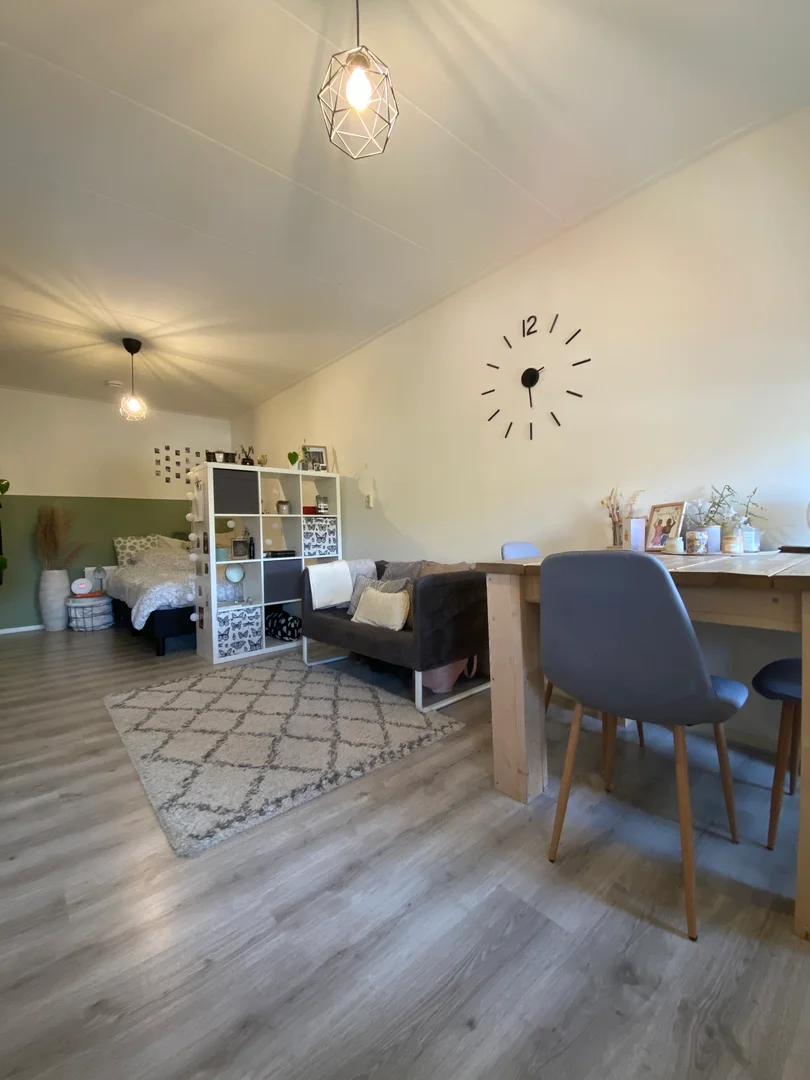 Habitación estudiantil económica con ubicación conveniente en 