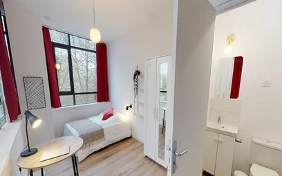 Stanza privata in Avenue Sainte-Anne, immagine 1 di 23