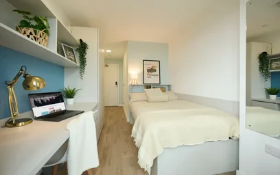 Habitación privada en residencia en Gas Ln, Bristol BS2 0SF, United Kingdom, imagen 1 de 39