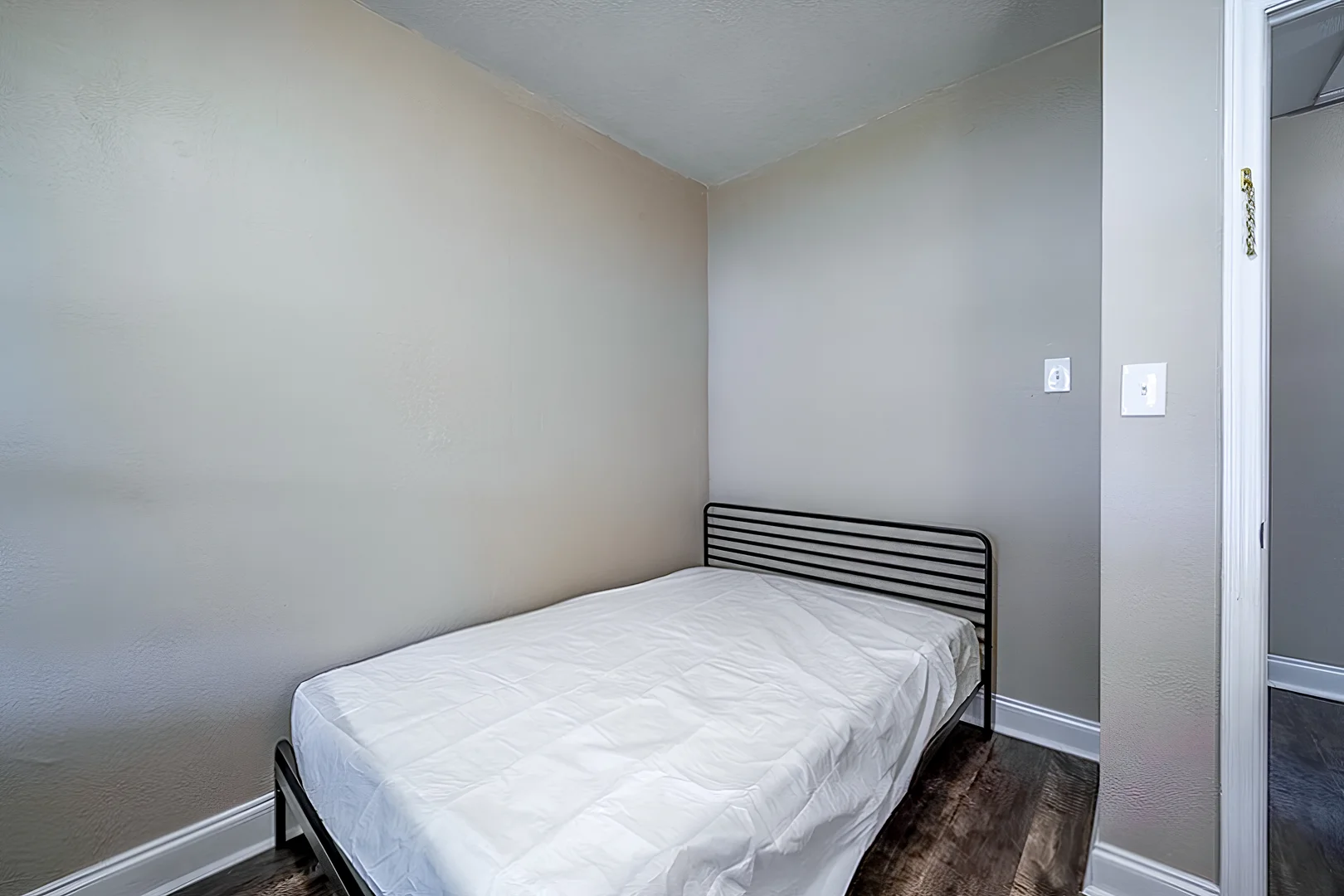 Street, TX, Pasadena, United States, 77506