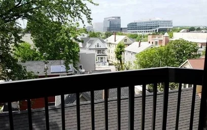 Gesamte Unterkunft im Wohnheim in der 15, North Beacon St., Unit 423, Brighton, Boston, MA, 02134, bild 19 von 20