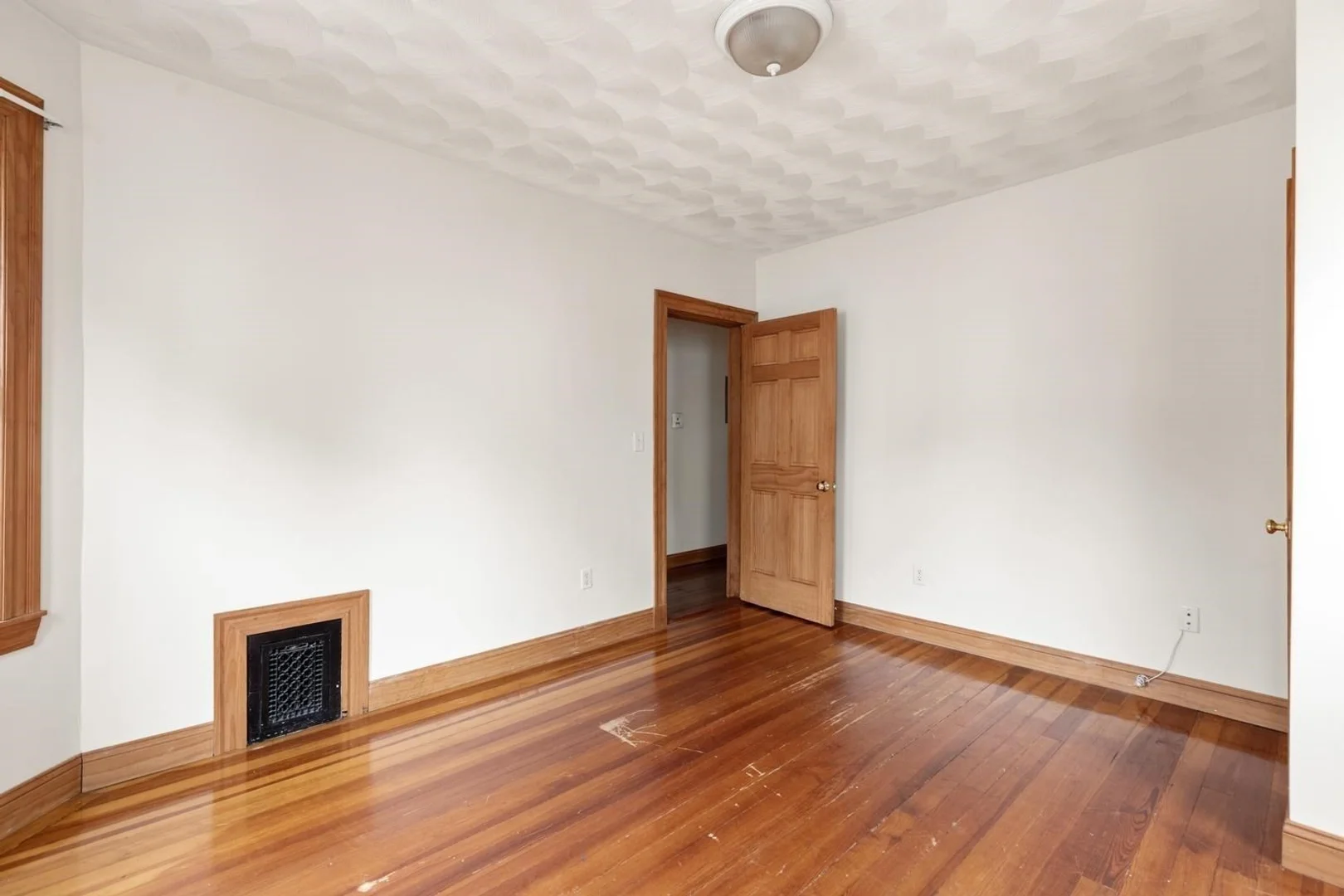 41, Montfern Ave., Unit 1, Brighton, Boston, MA, 02135