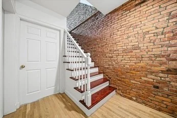 Gesamte Unterkunft im Wohnheim in der 134, Marcella St., Unit 1, Roxbury, Boston, MA, 02119, bild 10 von 17