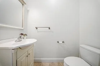 Gesamte Unterkunft im Wohnheim in der 134, Marcella St., Unit 1, Roxbury, Boston, MA, 02119, bild 11 von 17