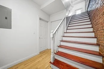 Gesamte Unterkunft im Wohnheim in der 134, Marcella St., Unit 1, Roxbury, Boston, MA, 02119, bild 14 von 17