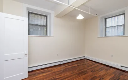 Alojamento com 3 quartos em {area}