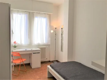 Quarto privado em Via Milano, , imagem 1 de 9