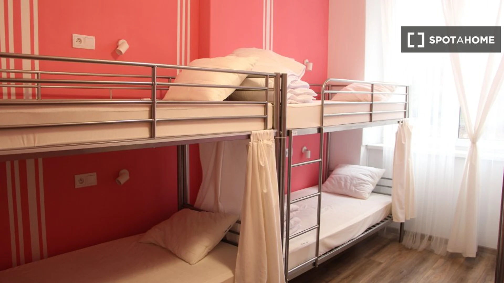 Pokój do wynajęcia z podwójnym łóżkiem w Kraków