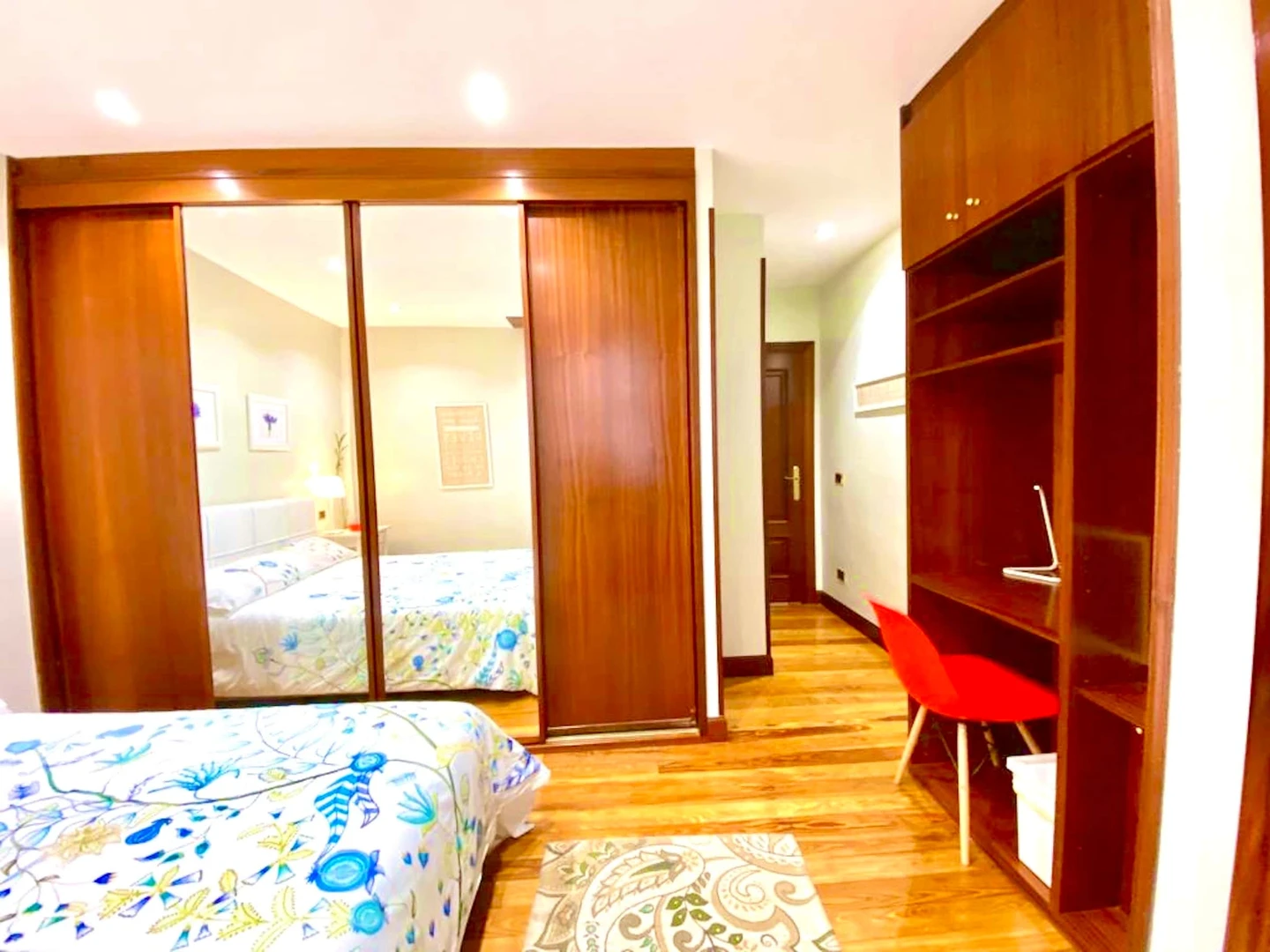 Renting rooms by the month in Bilbao