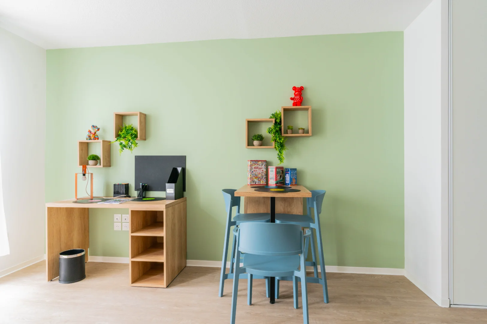 Chambre abordable pour les étudiants avec un bon éclairage dans 