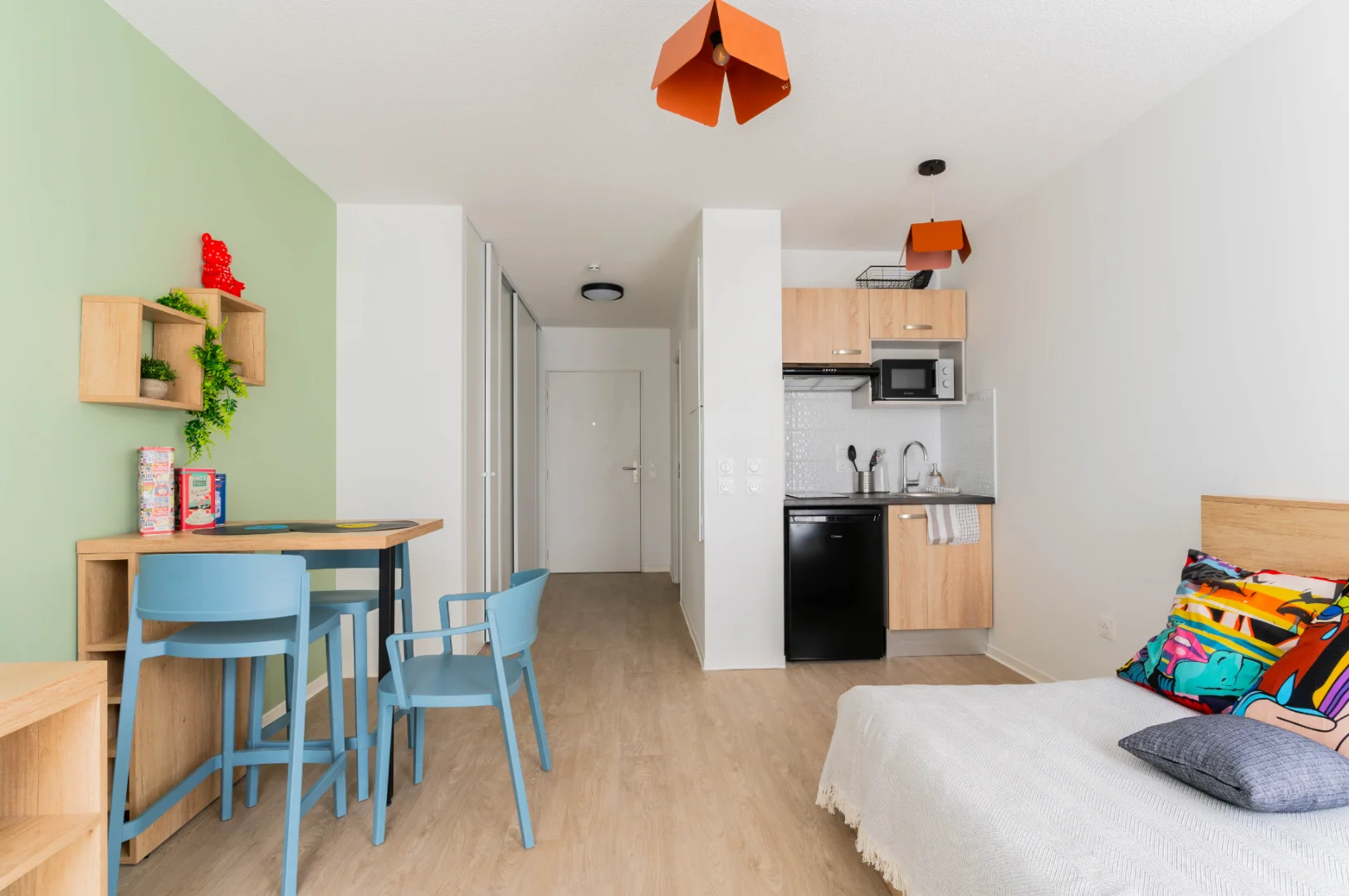 Chambre à louer dans un appartement d'étudiant à , entièrement meublée