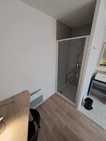 Private room in residence at Rouen, 76100, image 7 of 23