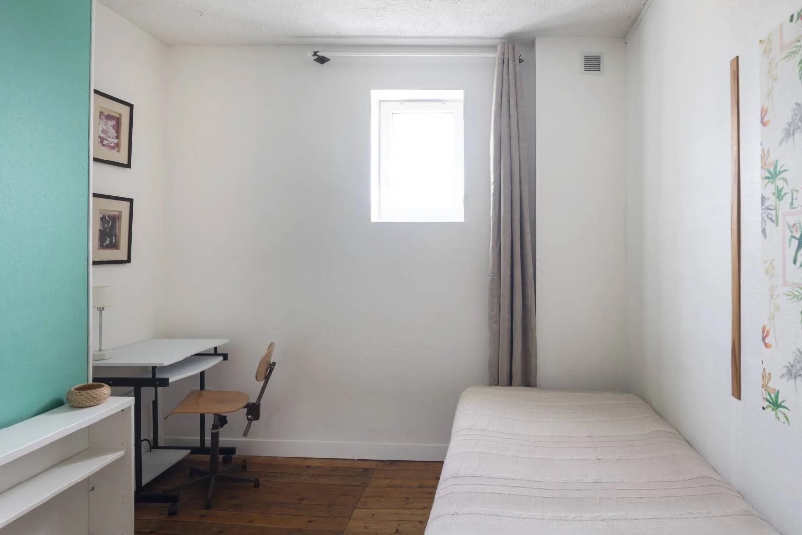 Quarto amigo do estudante em  com comodidades modernas