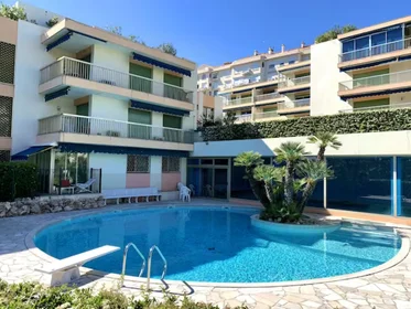 Quarto privado em Cannes, 06400, imagem 2 de 19