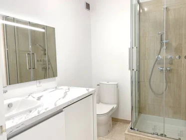 Quarto privado em Cannes, 06400, imagem 11 de 19