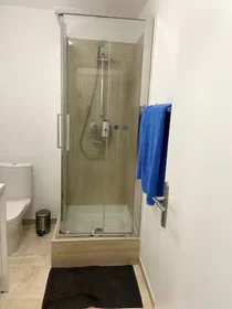 Quarto privado em Cannes, 06400, imagem 5 de 19