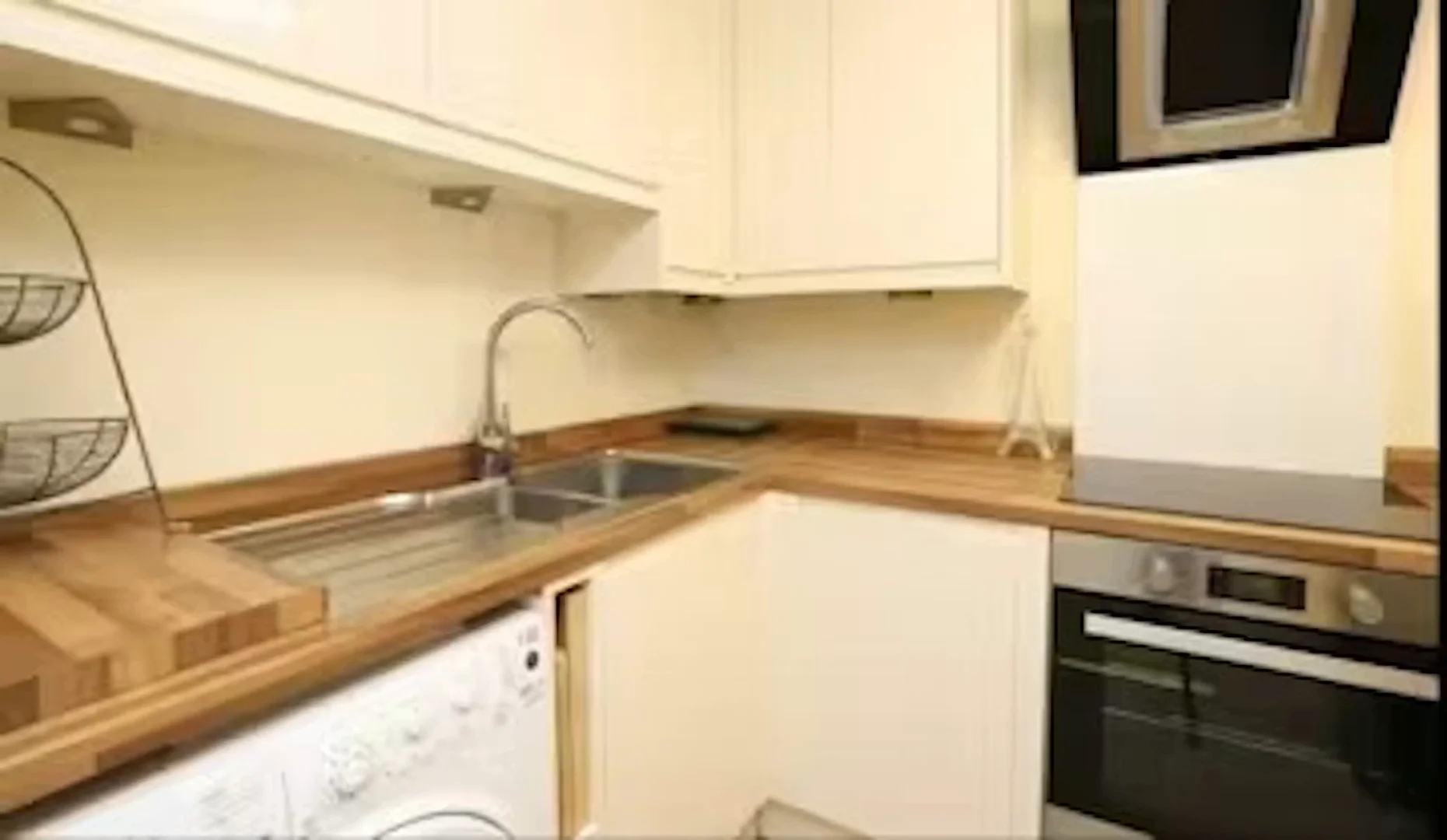 Sherwood Place, Headington