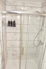 Apartamento inteiro em Blandford Road, Reading, imagem 2 de 10