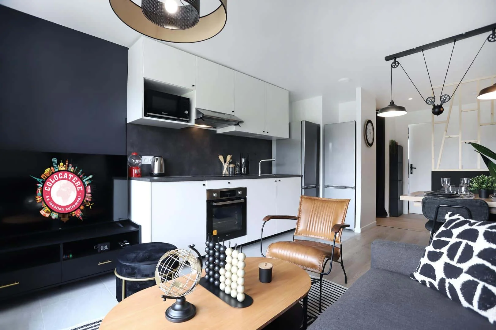 Chambre confortable pour étudiants disponible dans 