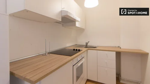 私人房间 在 Rheinstraße, 19的图像12