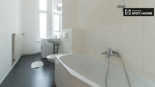 私人房间 在 Rheinstraße, 19的图像14