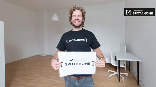 私人房间 在 Rheinstraße, 19的图像19