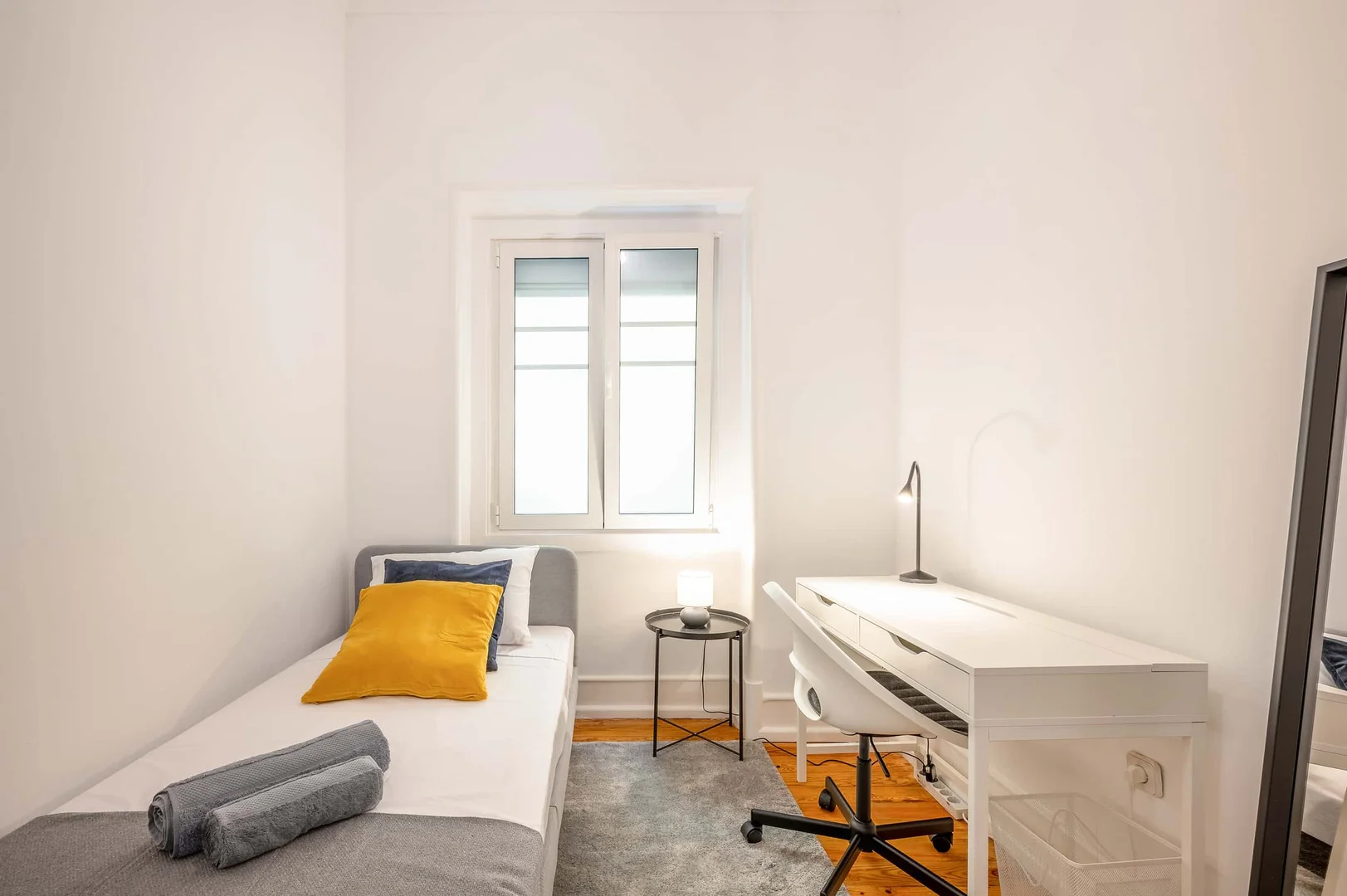 Quarto amigo do estudante em  com comodidades modernas