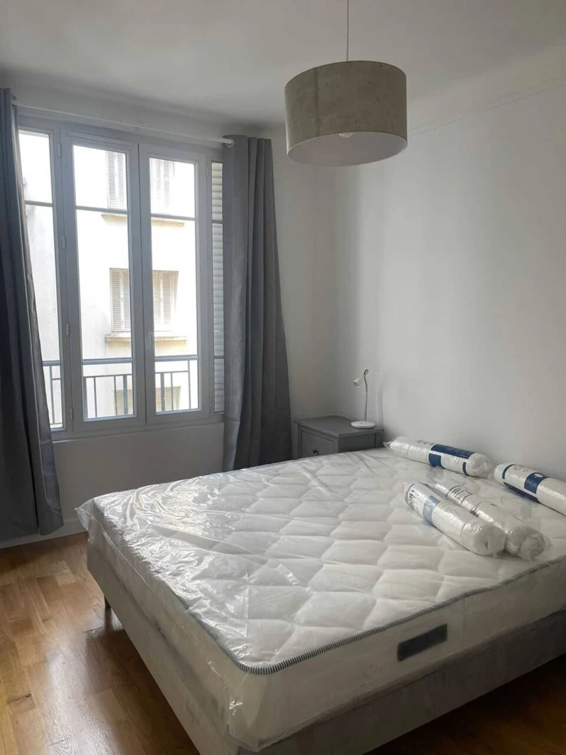 Stanza in affitto in appartamento condiviso a Boulogne-billancourt