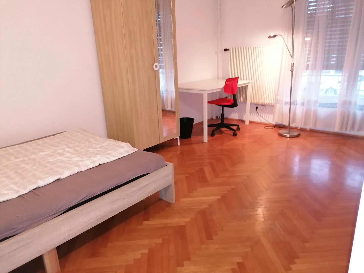 Pokój do wynajęcia z podwójnym łóżkiem w Lublana
