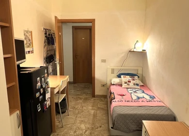 Room for rent with double bed Siena