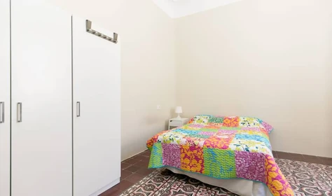 Habitación privada barata en Granada