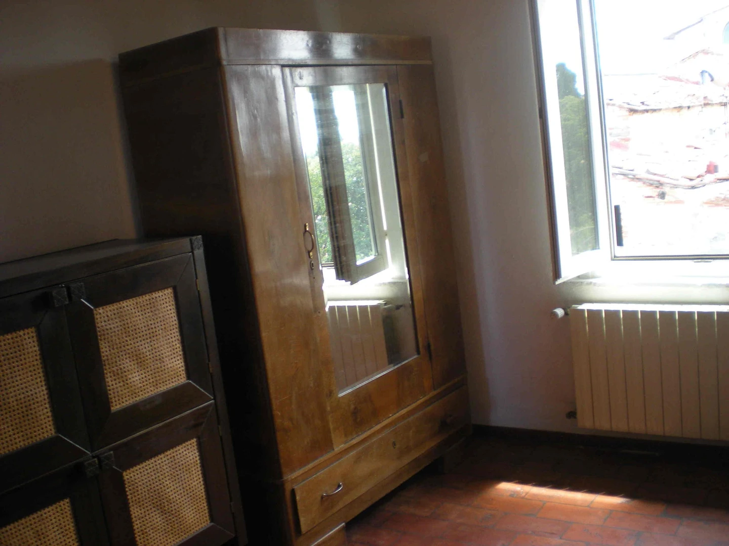Pokój do wynajęcia we wspólnym mieszkaniu w Pisa