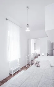 Alquiler de habitación en piso compartido en Ljubljana