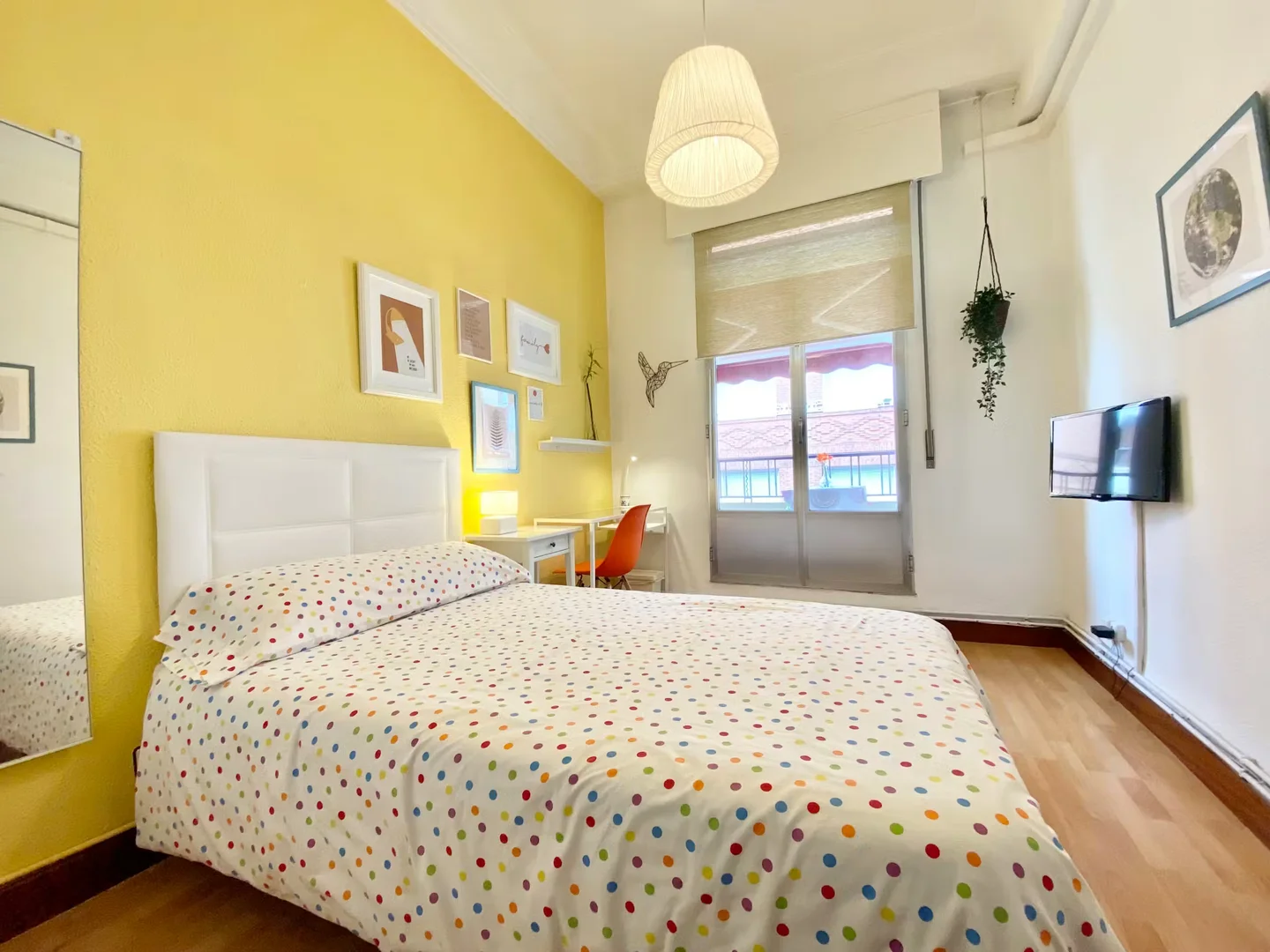Chambre d'étudiant confortable et spacieuse dans 