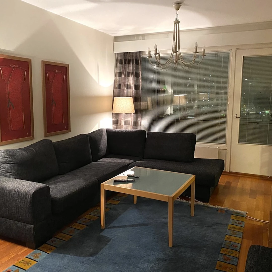 Room for rent with double bed helsinki