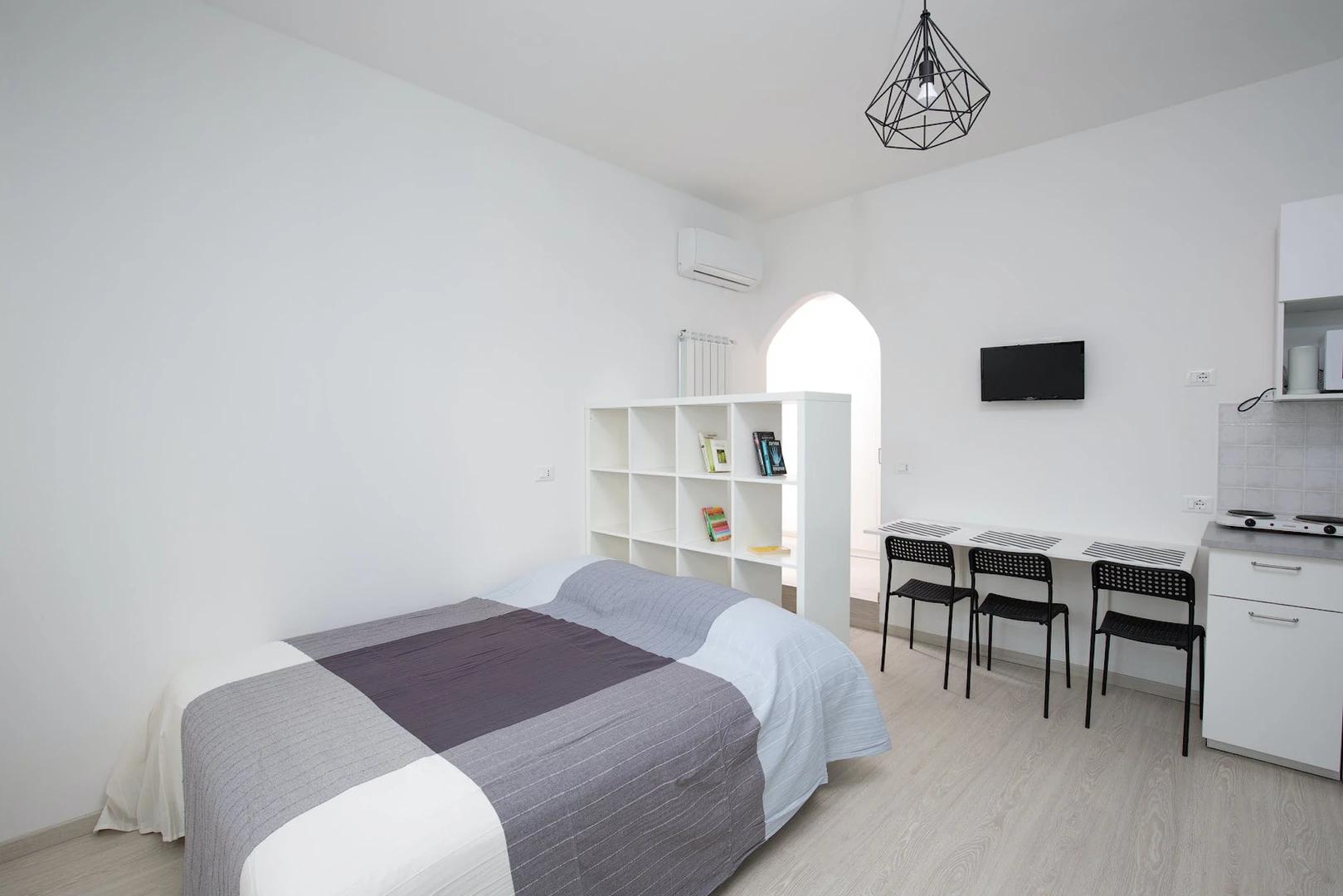 Komplette Wohnung voll möbliert in Rimini