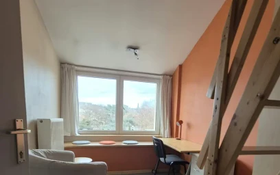 Günstiges Privatzimmer in {area}