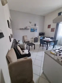 Shared room at Via Senese, Centro Storico, image 4 of 10