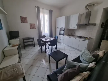Shared room at Via Senese, Centro Storico, image 5 of 10