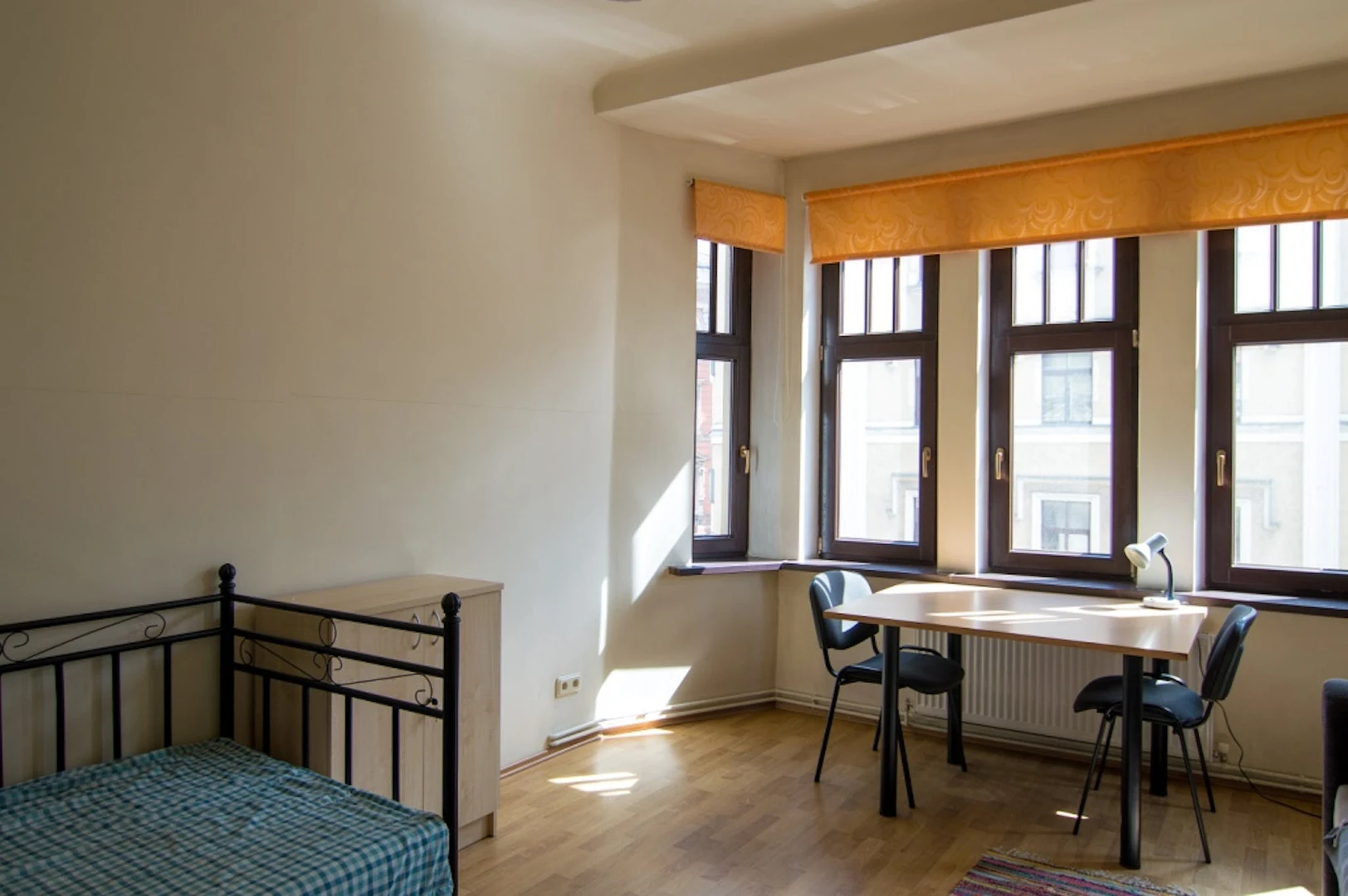 Rīga de çift kişilik yataklı kiralık oda