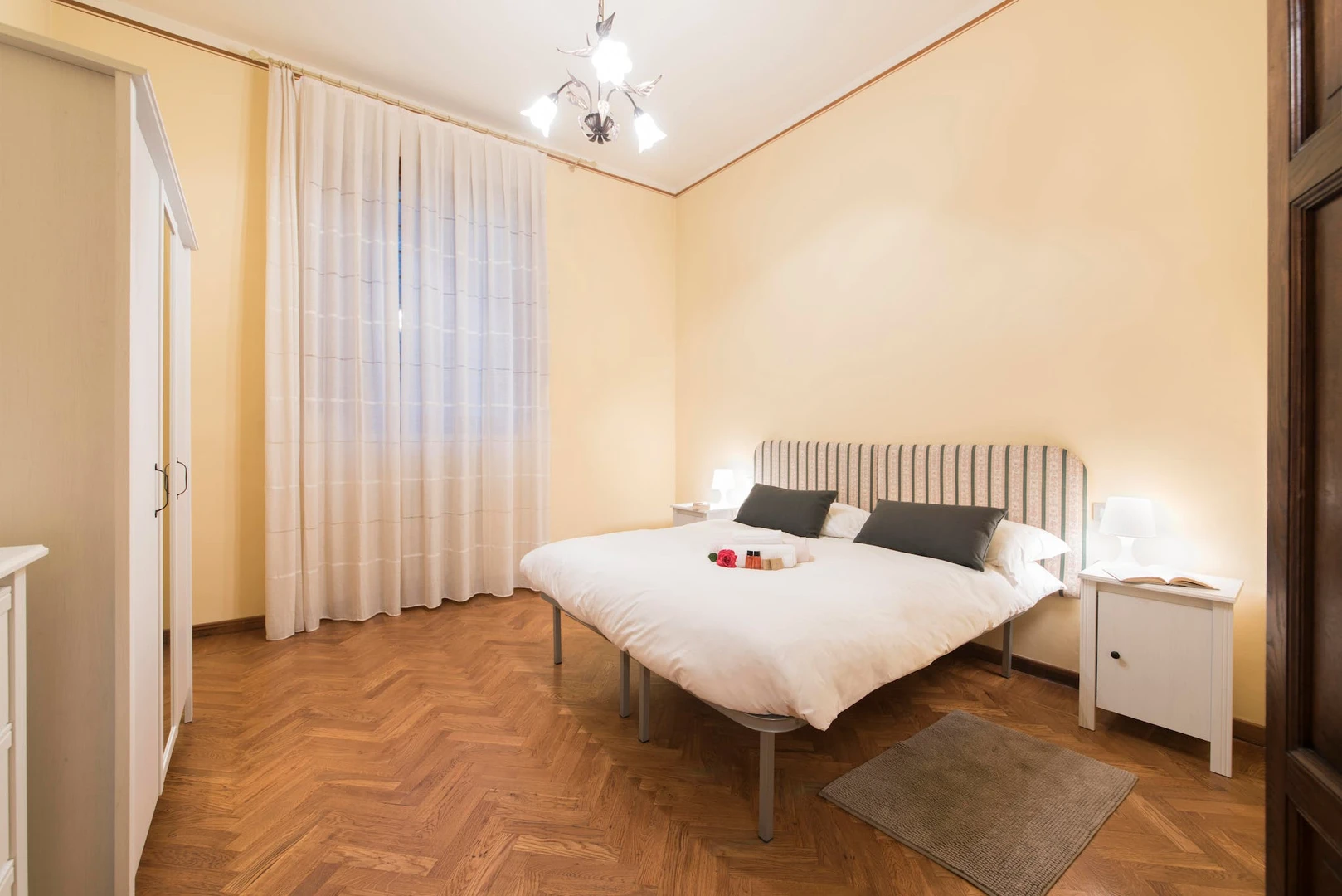 Chambre à louer dans un appartement en colocation à Sienne
