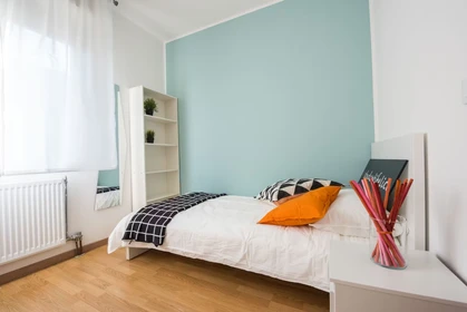 Renting rooms by the month in Udine