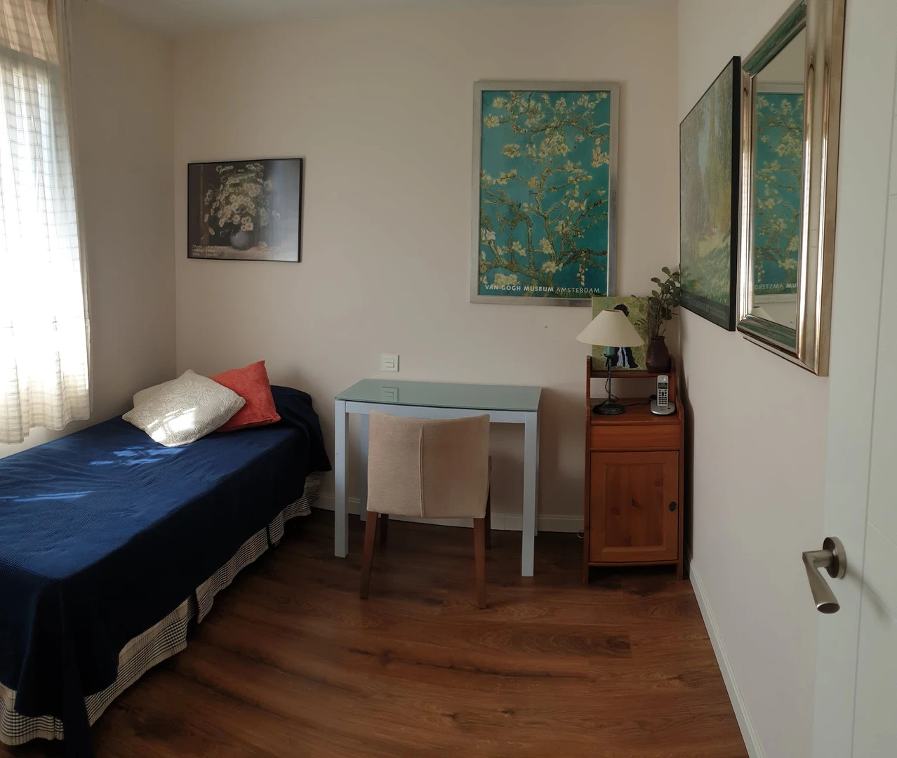 Room for rent with double bed Colmenarejo